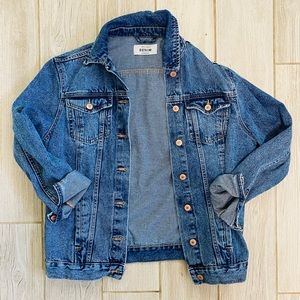 🛍 3/$20 OVERSIZED JEAN JACKET!